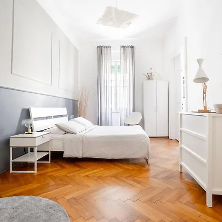 Casa 1903 Appartamento Trieste